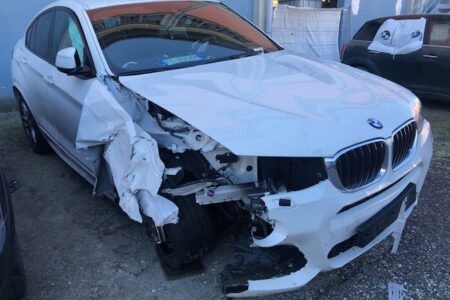 BMW X4 Incidentata